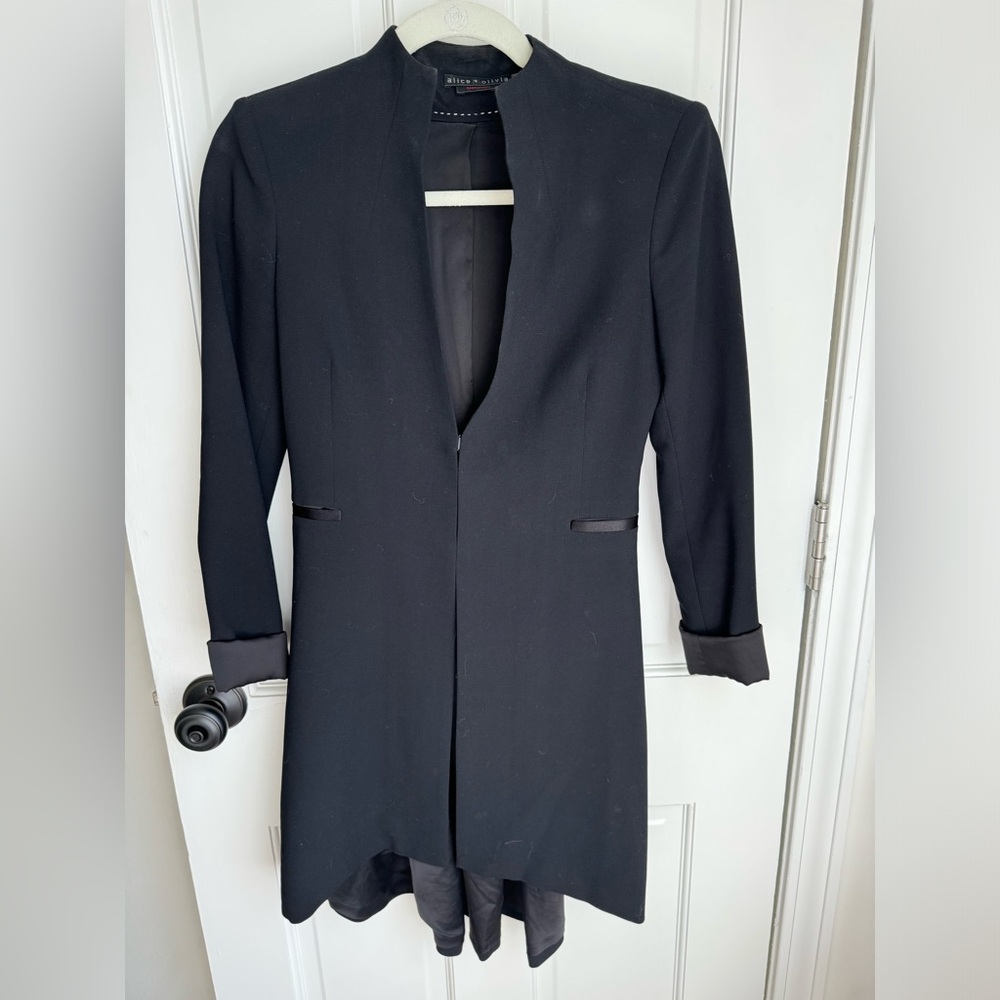 Alice + Olivia pleated blazer, black, size 0